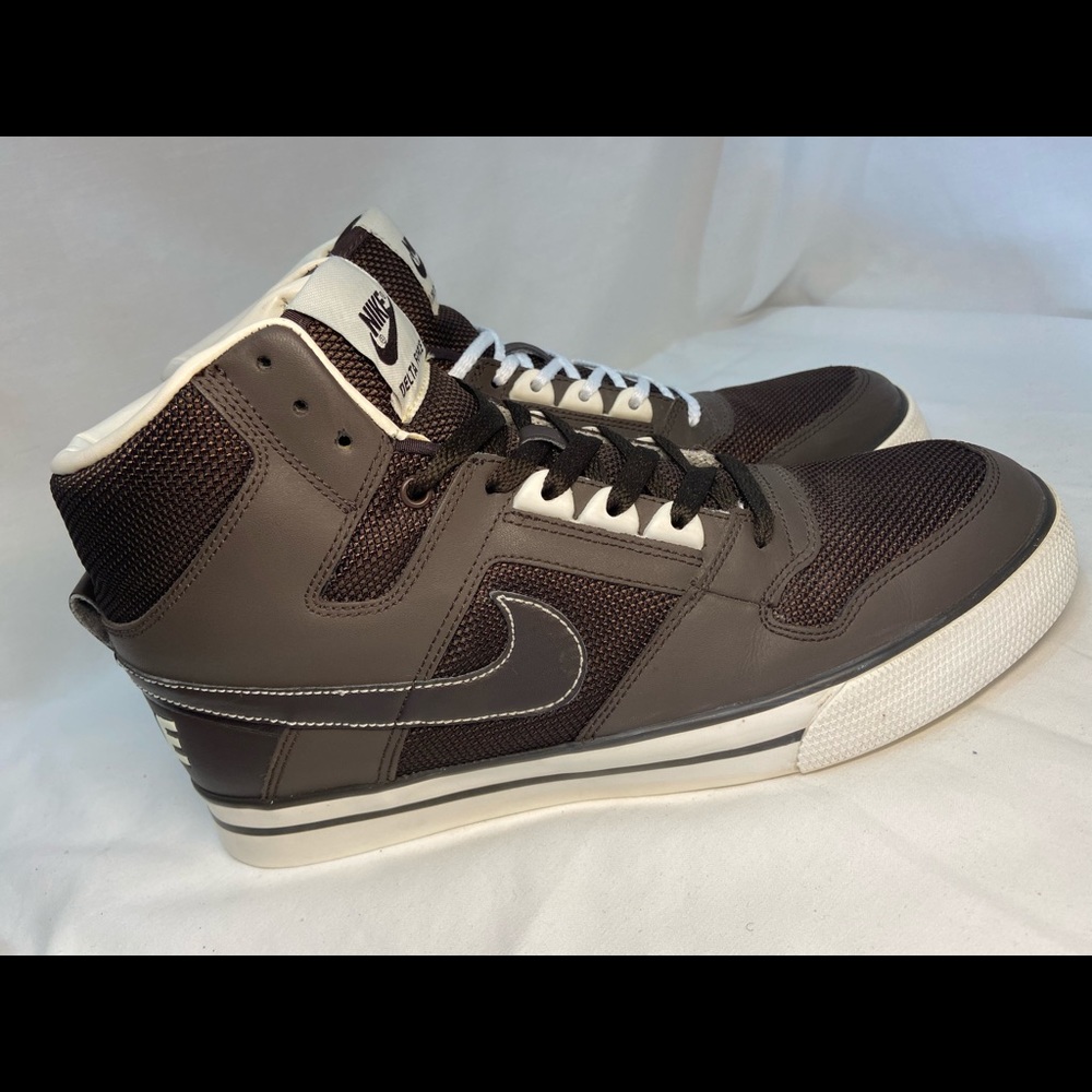 NIKE 2010 SB Delta Force High AC Brown High Tops